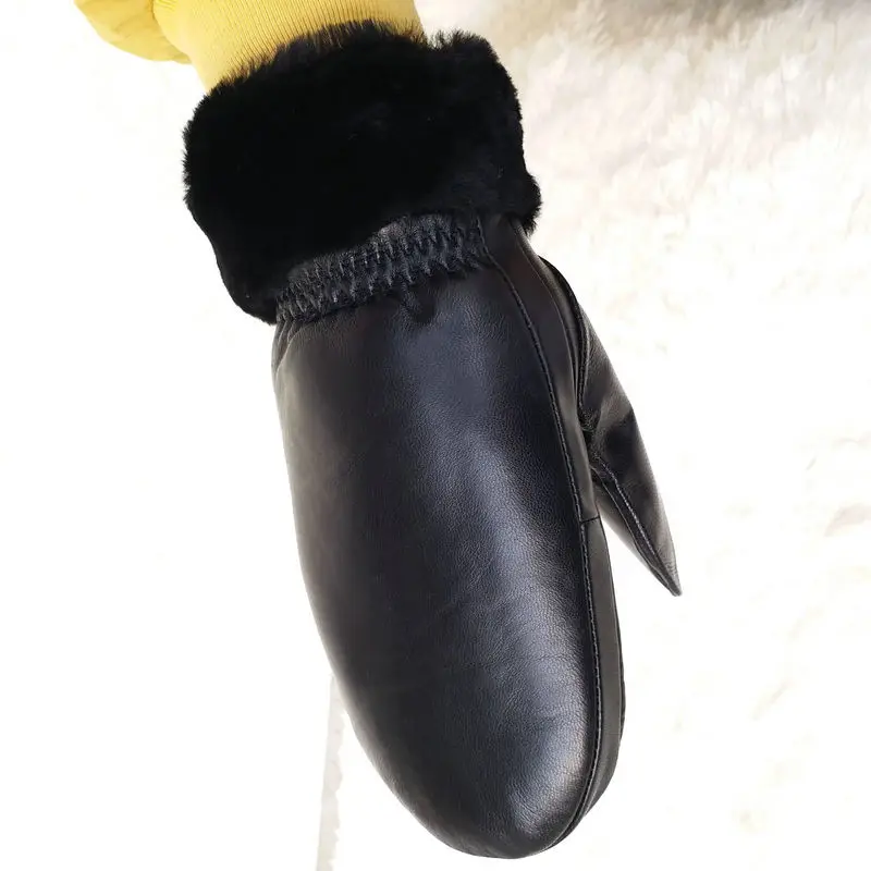 New ladies sheepskin gloves winter black sheepskin gloves mittens mittens plus velvet thickening sports gloves