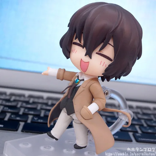 NOVO quente 10cm Bungo Stray Dogs Stray Dogs Dazai Osamu 657 Ação figura brinquedos coleção boneca de presente de Natal com caixa