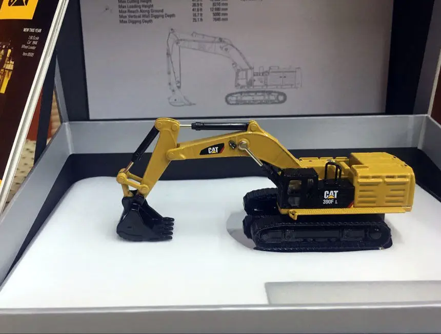 1:125 Caterpillar Cat 390F L Hydraulic Excavator Elite Engineering Machinery DieCast Masters 85537 For Collection,Decoration