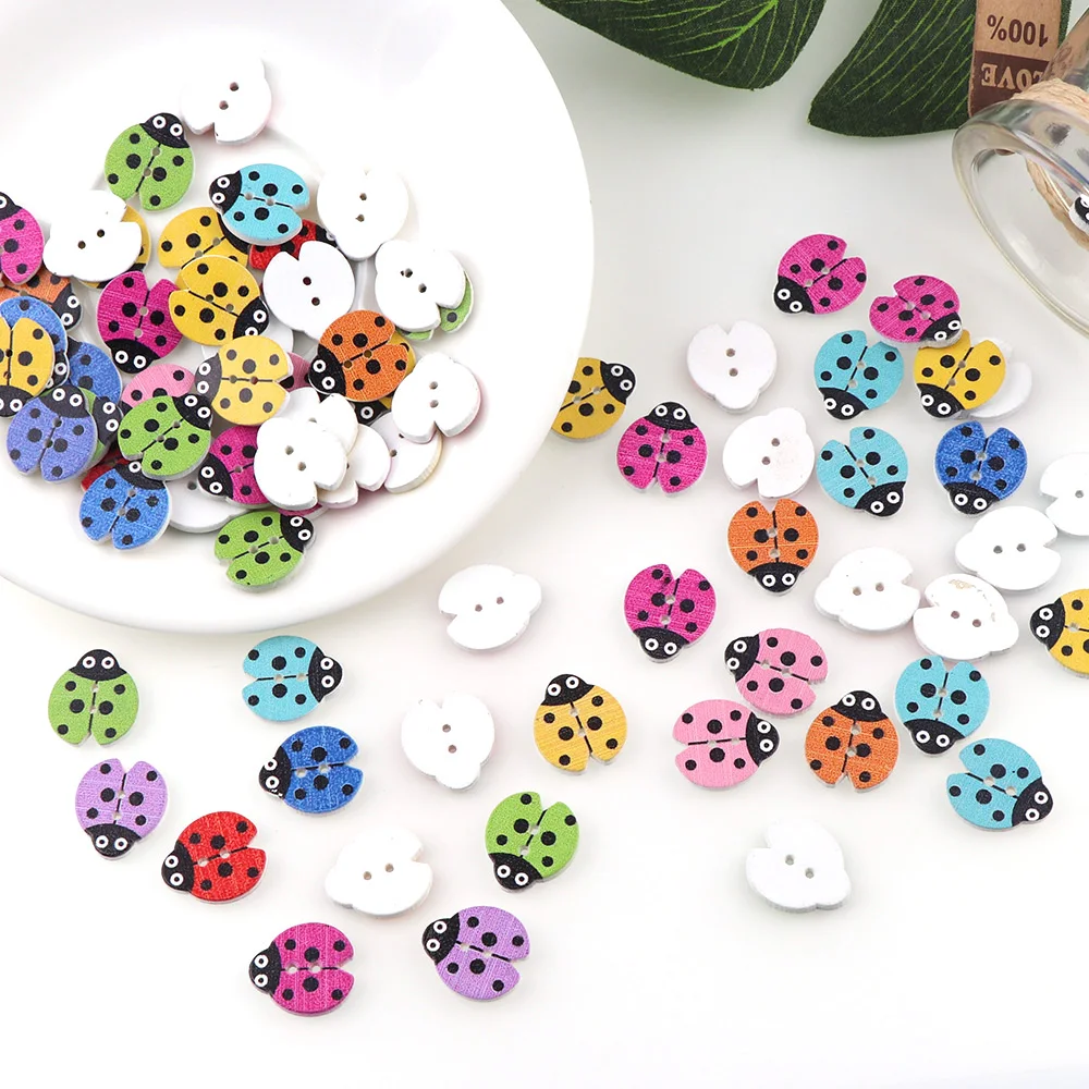 50PC 16x18mm Mixed Color 2 Holes Decorative Buttons Lovely Ladybug Cartoon Animals Wood Buttons Sewing Scrapbooking