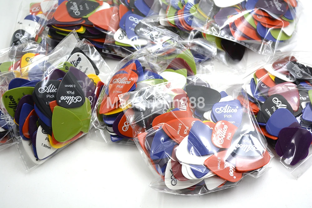 Thousand of Alice Electric/Acoustic Guitar Picks Plectrums 6 Thickness Assorted Wholesales Free Shippng