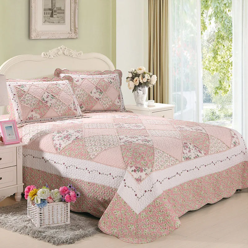 Pink Floral Patchwork Quilt Set 3PCS Bedspread on the Bed Quilted Blanket Cotton Bed Covers with Shams Queen Size Coverlet