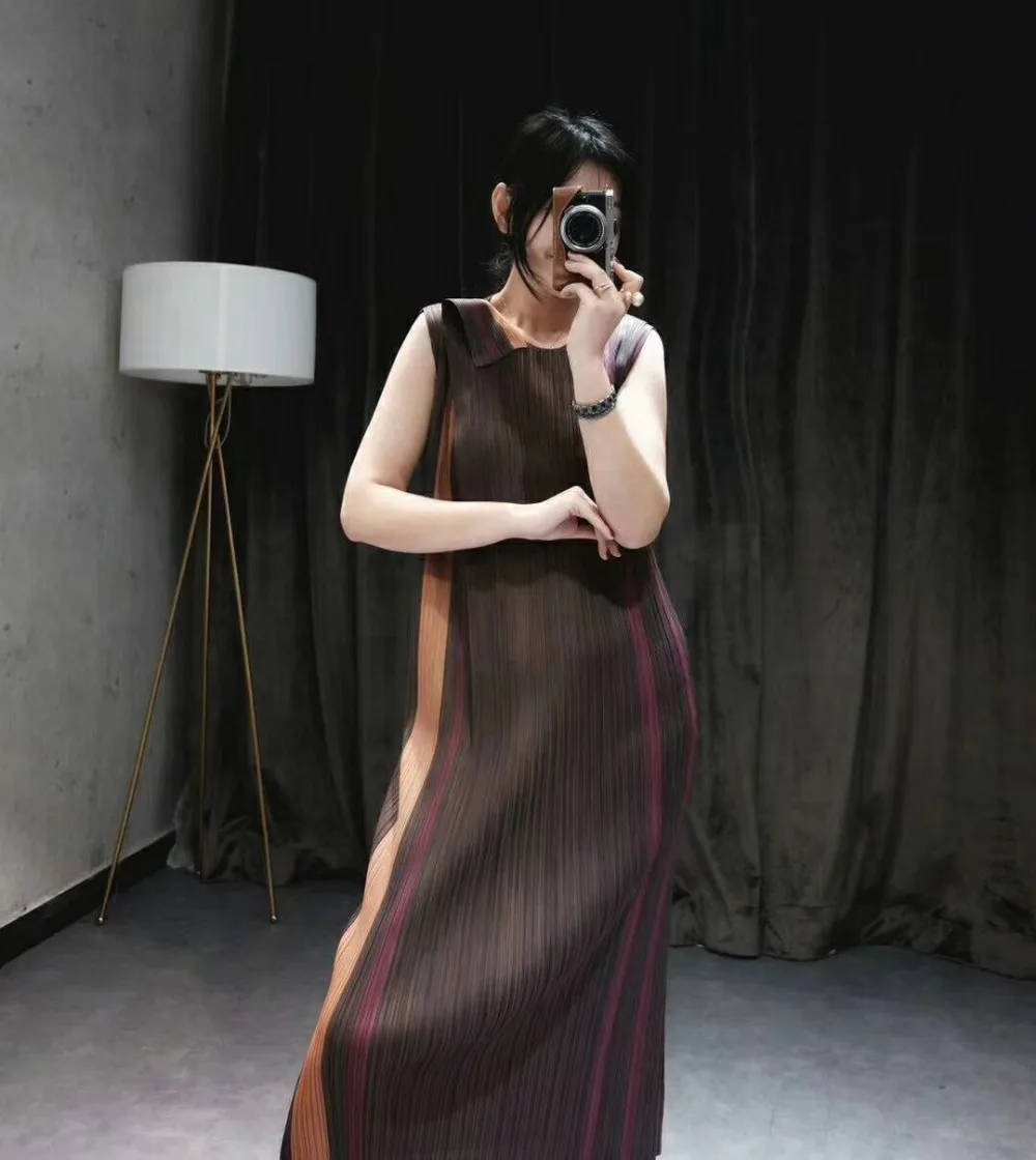 

HOT SELLING Miyake fold o-neck patchwork dress the sleeveless straight dress IN STOCK