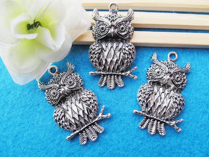 30pcs Antique silver tone Delicated Cute Night Owl Pendant Charm,fit 2pcs Rhinestone,on Tree Trunk,DIY Jewelry  Accessory