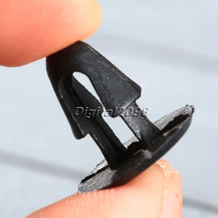 Yetaha 50Pcs Nylon Trim Panel  Hood Seal Retaining Clip For Auveco 18297 For Toyota Car-styling Accessories 2016 New Hot Selling