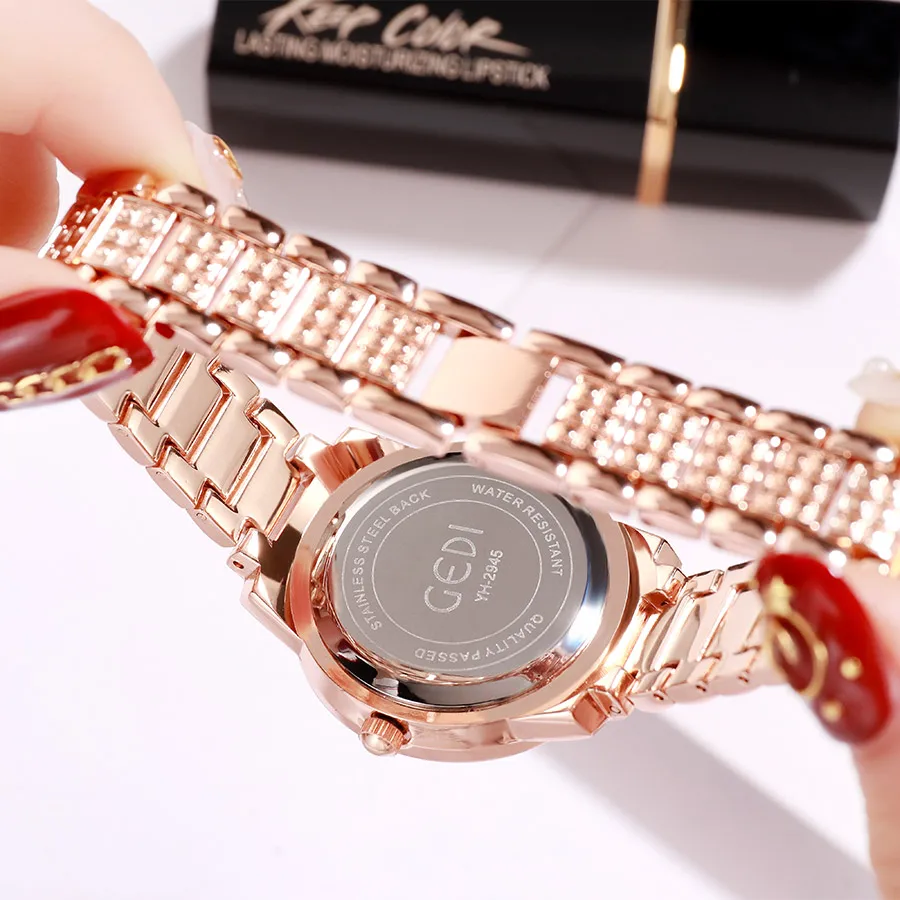 GEDI ساعة كوارتز فاخرة للنساء ساعة الموضة الماس سبيكة حزام مقاوم للماء السيدات ساعة اليد 2019 الإناث الساعات reloj mujer