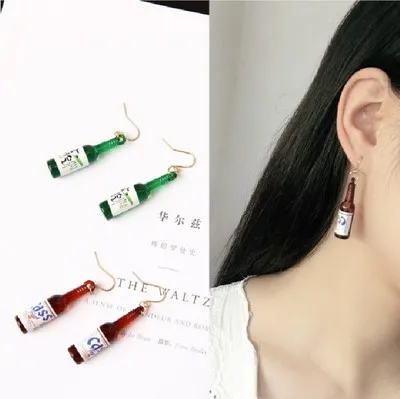 Pendientes de Sake Harajuku acrílicos con forma de botella de cerveza, joyería para alergia, estilo veraniego, nuevo