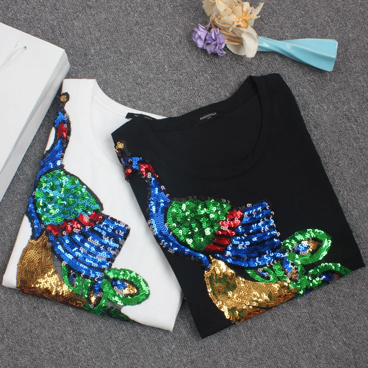 European women's wear 2018 The new spring With short sleeves Round collar The peacock sequins T-shirt