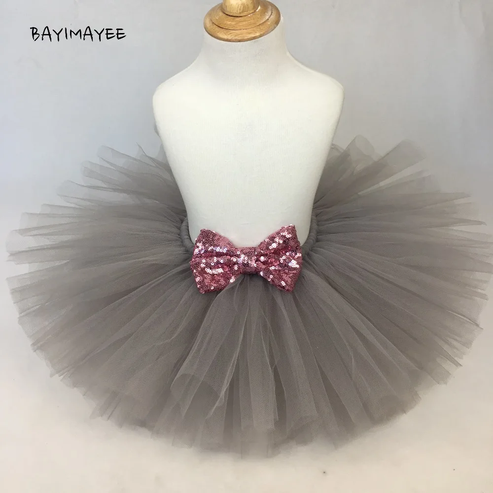 Cute Girls Grey Tutu Skirt Baby Fluffy Tulle Ballet Pettiskirts with Gold Sequin Bow Kids Party Skirt Costume Tutus Underskirts