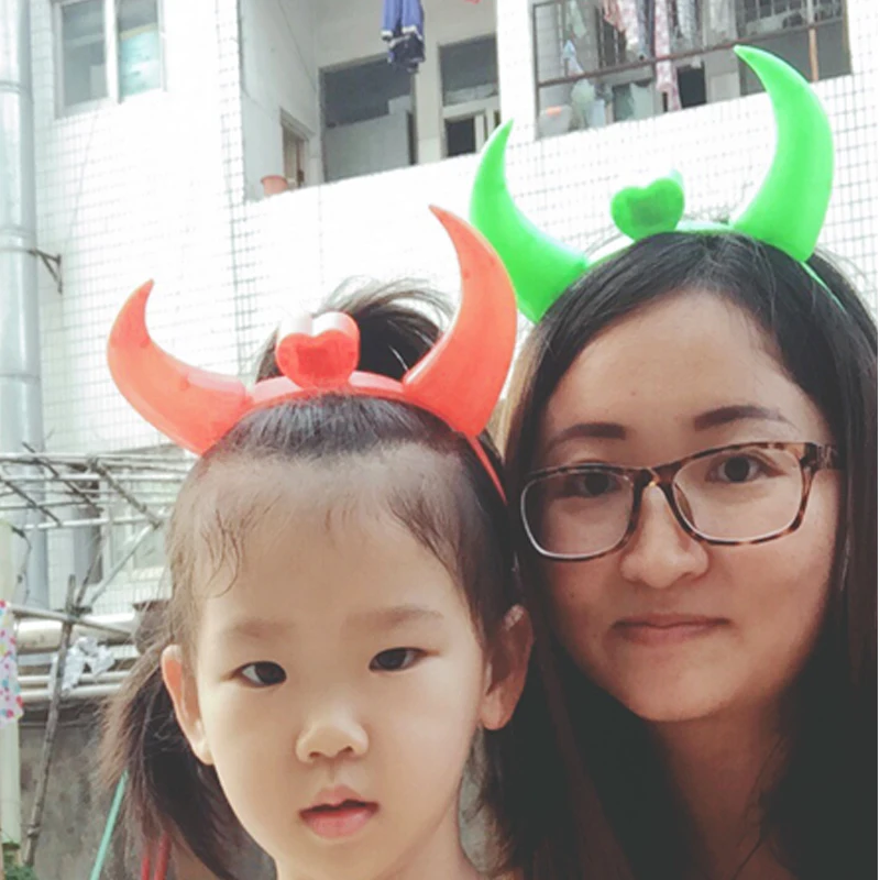 2018 New Direct Selling Led Party 100pcs Led Light Up Flashing Horns Headband Glowing Devil Costume Children Gift For Christmas