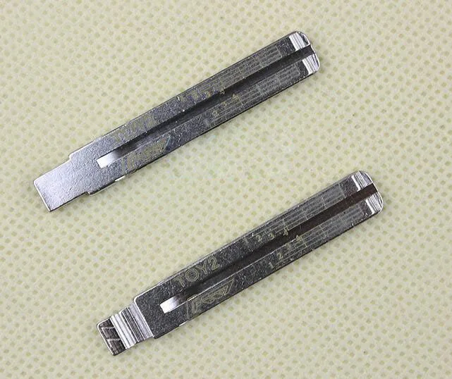 

TOY2 Engraved Line Key Blade For Toyota Subaru Scale Shearing Teeth Cutting Key Blank 2 IN 1 (No 77)