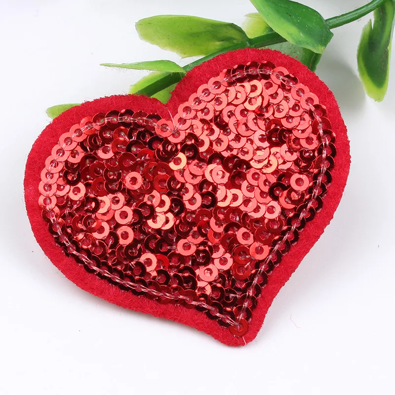 10pcs/lot Sequined Red Heart Patch for Sweater Dress Shirt Sewing Fabric Appliques DIY Iron On Clothes Stickers Handmade Badge