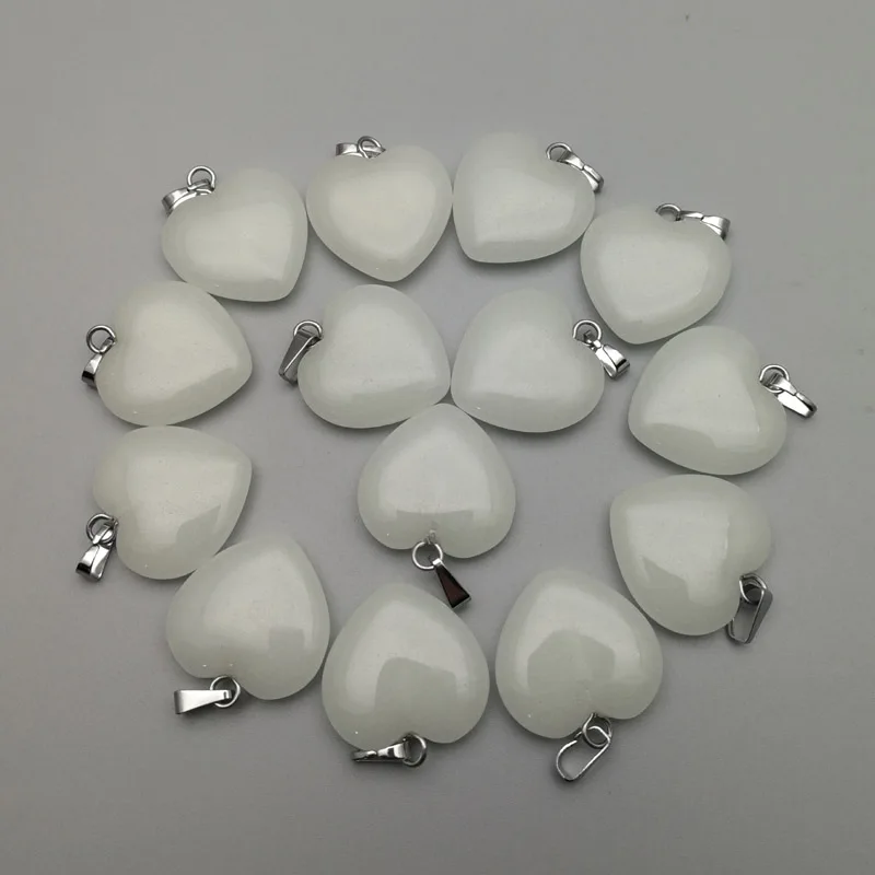 

fashion 50pcs/lot charm Glow in the Dark Luminous heart stone Pendants & necklaces for Jewelry making diy Wholesale