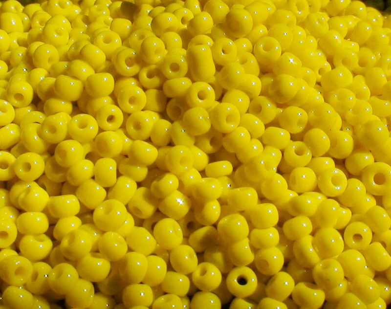 16g 1000pcs 2mm 12/0 Yellow Solid Color Opaque Round Loose Spacer Beads Cezch Glass Seed Beads Jewelry Making DIY Garment Bead