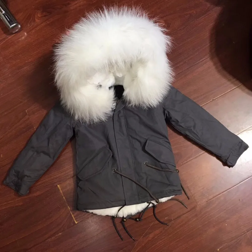 Reine Weiß Faux Pelz Gefüttert Parka Für Kinder Kurze Grau Winter Warme Pelz Mantel Jungen Waschbären Pelz Kragen Mantel