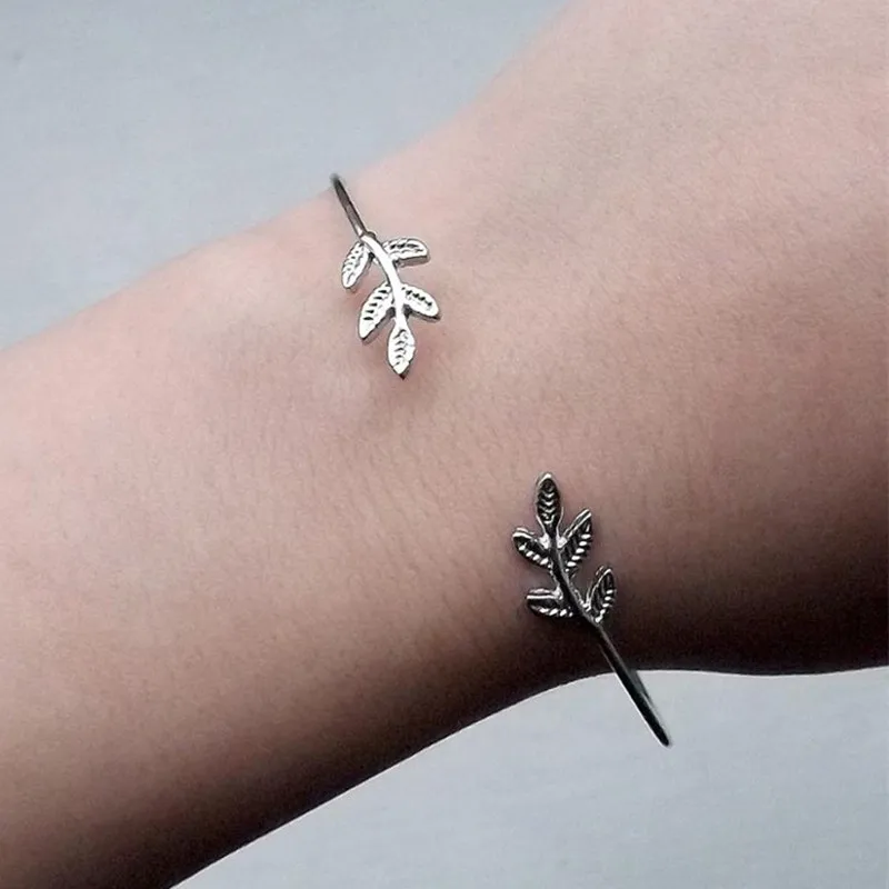 New Leaf Cuff Bracelets for Women Punk Personality Open Bangle Cuff Bracelet Pulseiras Pulseira Feminin Tiny Hand Jewelry