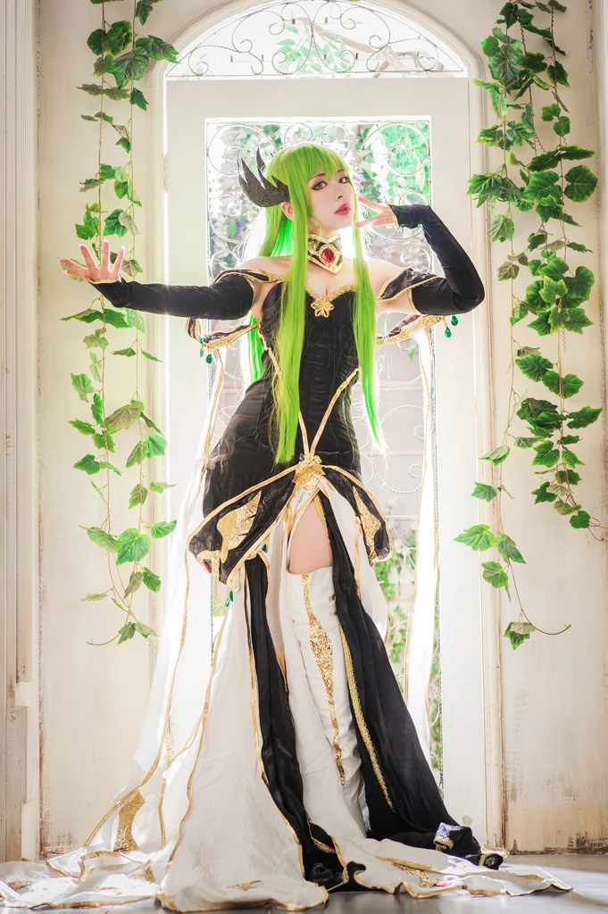 C.C. Lelouch CC Queen Cosplay Costume 11