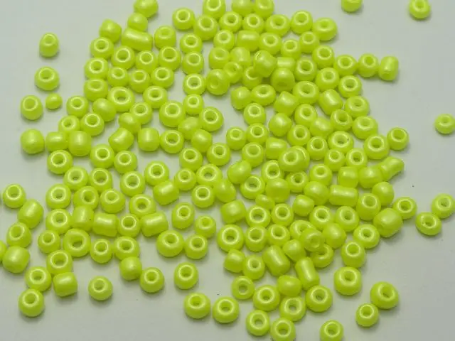 800 Neon Color Opaque Glass Seed Beads Rondelle 4mm (6/0) Pick your Color