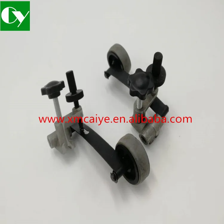 Komori lithrone offset printing machine spare parts komori table runner assembly rubber wheel assembly