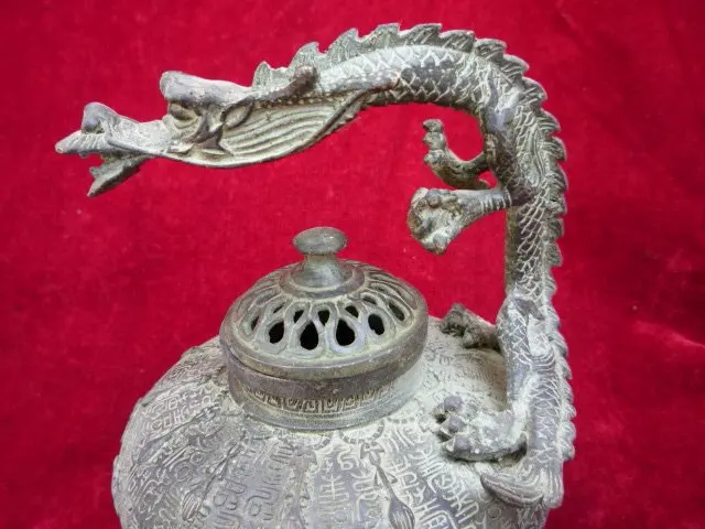 Collectable Ming Dynasty (xuan de1426-1438)Bronze Dragon Incense Stove\Censer,Decoration,Free Shipping