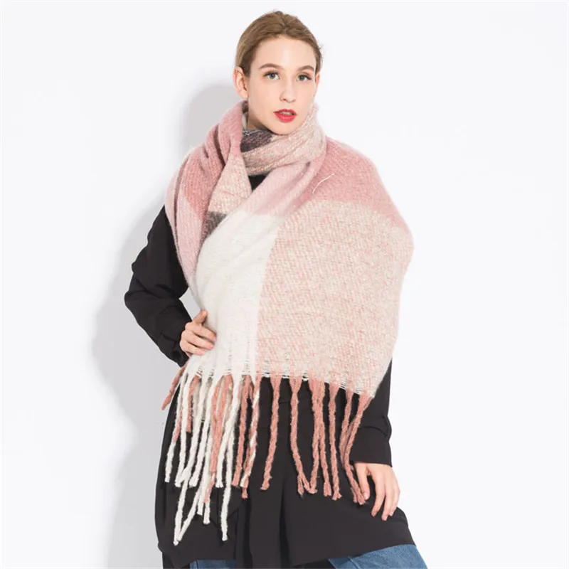 Winter Thick Warm Plaid Cape Wraps Female Bandana Pashmina Luxury Cashmere Womens Scarf Long Tassel Female Foulard Thick Blanket