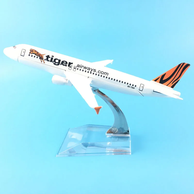 Tiger Airlines Aeroplane model Airbus A320 airplane 16CM Metal alloy diecast 1:400 airplane model toys Collectible gift