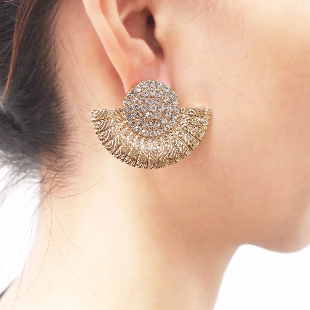 MANILAI Fan shaped Alloy Rhinestone Vintage Stud Earrings Women Fashion Jewelry Metal Statement Earring Gold Color