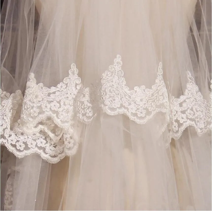 2021 New Wedding Veils Cathedral Length Applique Edge Lace with Comb Blusher 2 Layers Hair Accessories Bride Bridal Veil Velo