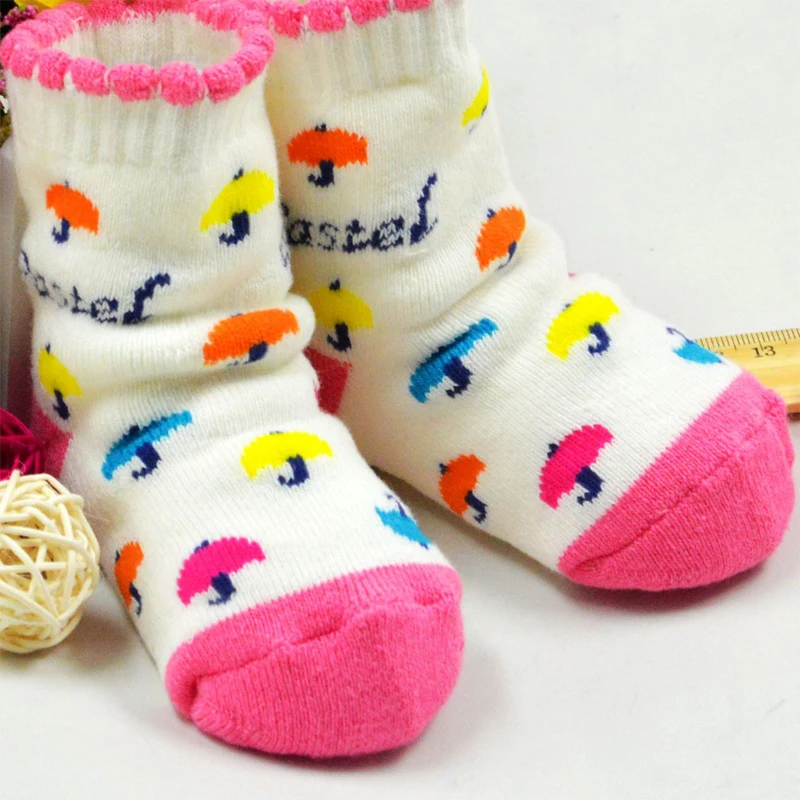 Hot Sale New Design 1 pair Infant Newborn Socks 100% Cotton Sock Non-slip Cute Three kind color pattern Socks Suitable 3M-3 Year