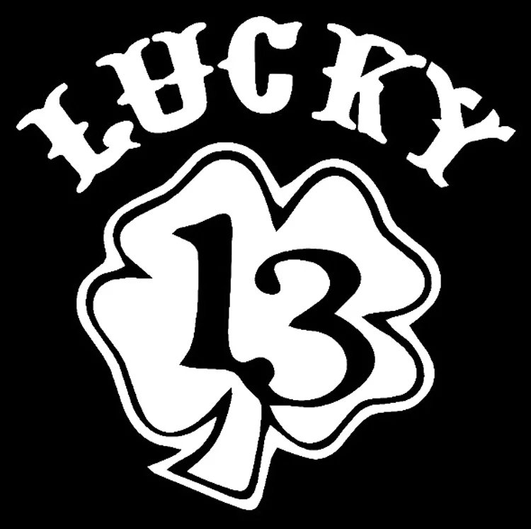 13*11CM 13 LUCKY Shamrock Reflective Car Stickers Decals Motorcycle Accessories Car Styling Black/Silver C1-0144