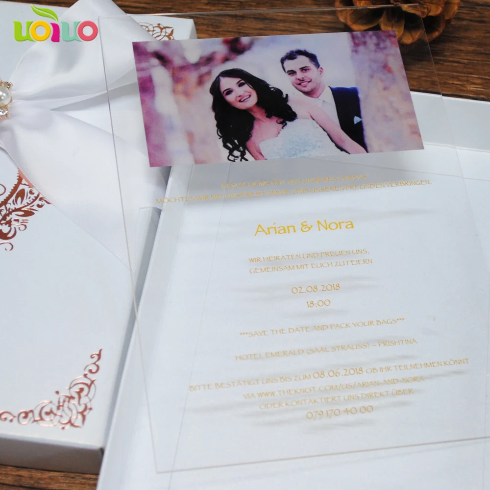 Luxurious hot sell european clear acrylic transparent invitation cards with bride and groom picure printing