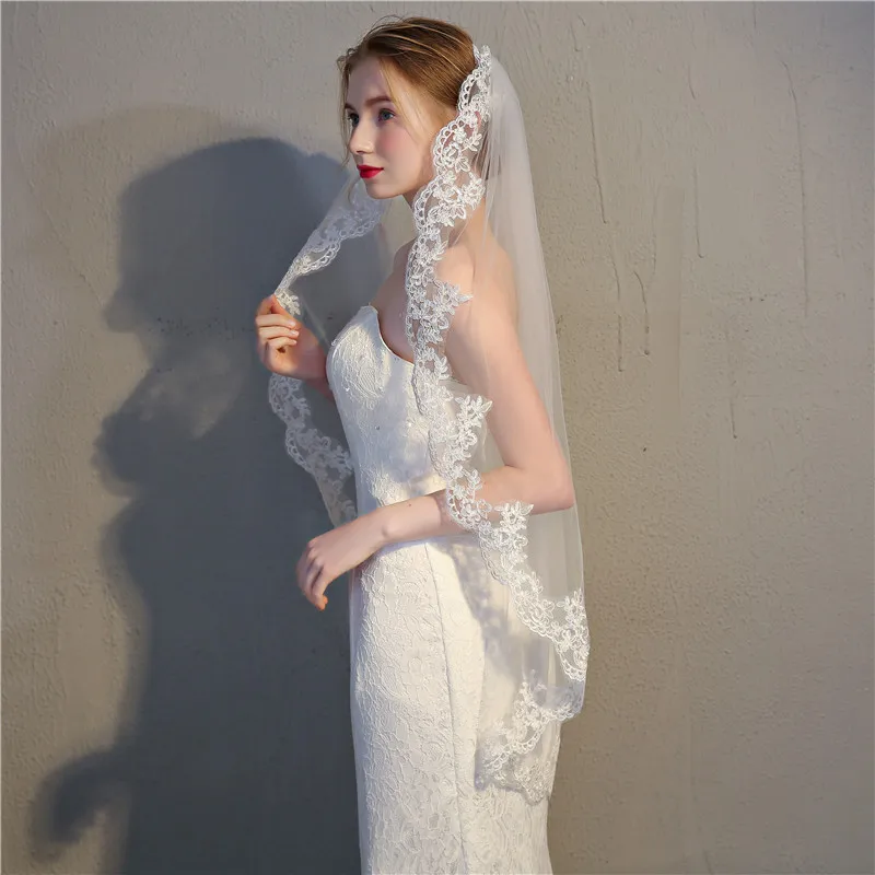 JaneVini Vintage Ivory/White Wedding Veil กับหวี One Layer Tulle ผู้หญิงสั้นเจ้าสาว Veil Lace Applique Edge เจ้าสาวอุปกรณ์เสริม