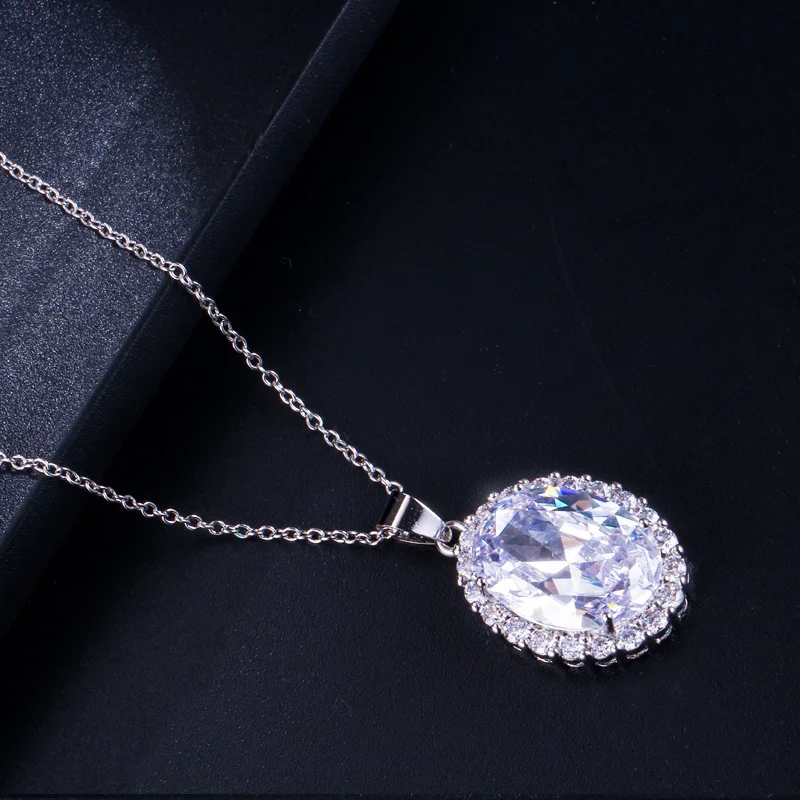 CWWZircons Gorgeous Big Round Cubic Zirconia Crystal Pendant Necklace For Women Fashion Brand Silver Color CZ Jewelry Gift CP016