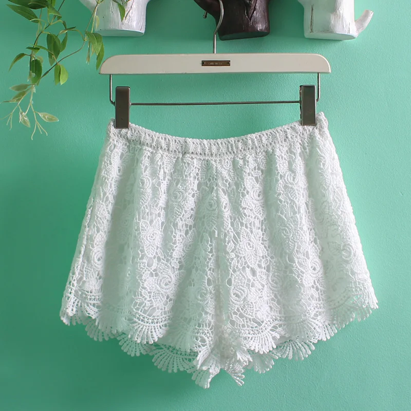 Summer 2022 New Women Sexy Lace Shorts Cotton Floral Lace Crochet Mini Shorts Leisure Short Trousers