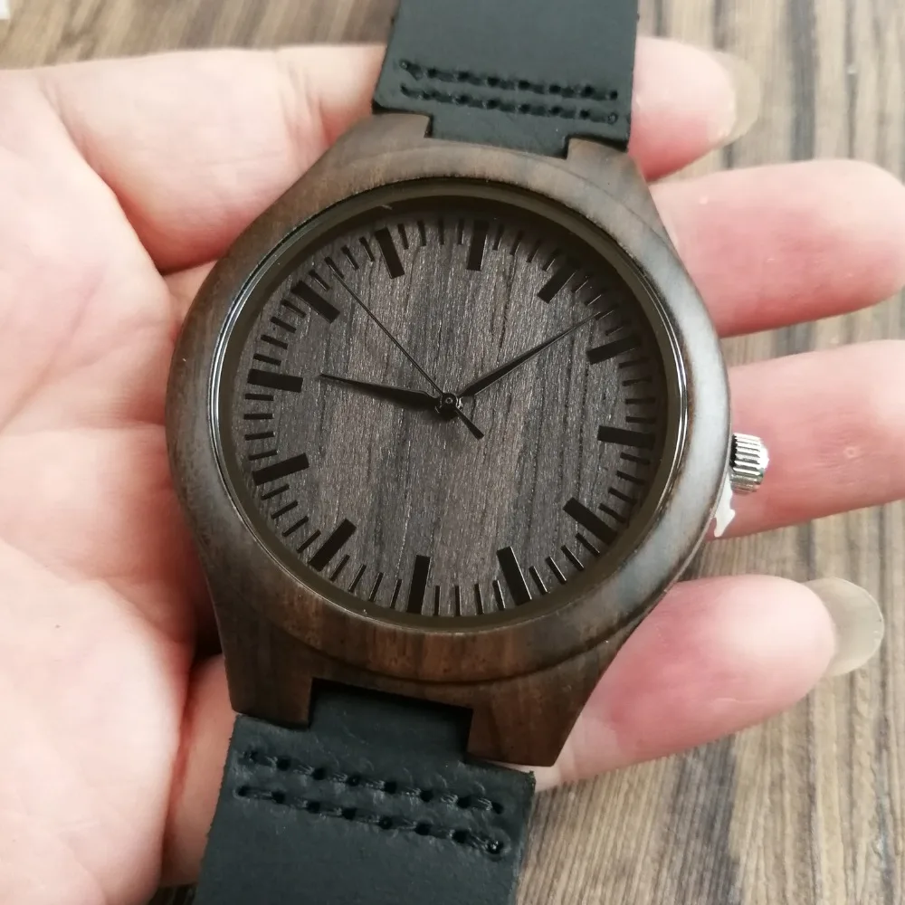 내 아들에게 새겨진 나무 나무 시계는 내 나머지 시계를 사랑합니다