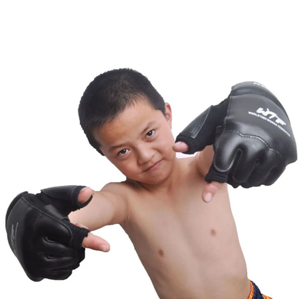 Kids Children half finger Boxing Gloves Mitts Sanda Karate Sandbag Taekwondo Protector Age 3-12