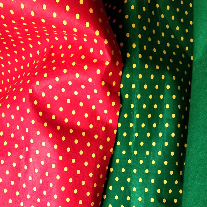 ZYOKRA 12pcs 15x15cm Christmas Yellow Polka Dot Printed Red Green Felt Fabric handmade Nonwoven Decoration DIY Felt Fabric