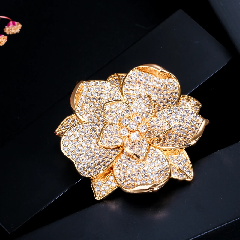 CWWZircons Yellow Gold Color Luxury Women Large Brooch Flower Shape Wedding Party Bridal Costume Jewelry Accessories BH012