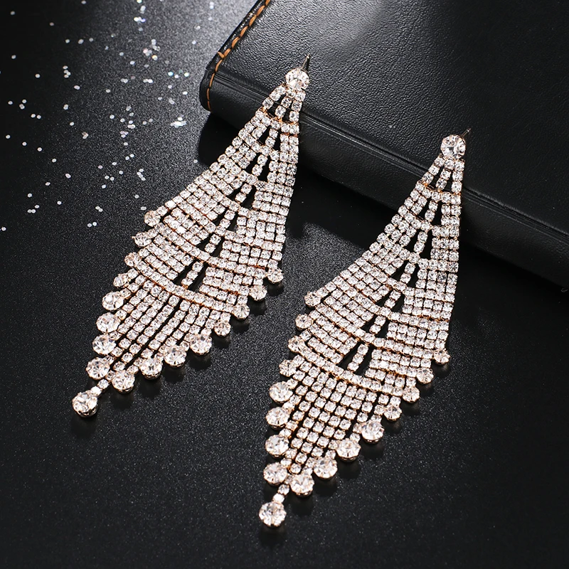 YFJEWE 2019 Fashion Woman Chain Tassel Long Earrings Hanging Drop Earring For Women  Bohemia Bride Party Jewelry # E622