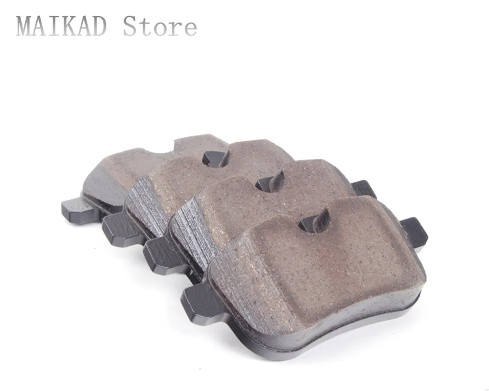 

Rear Brake Pad Set for BMW Z4 E85 E86 2.0i 2.2i 2.5i 2.5si 3.0i 3.0si M3.2 34216797861