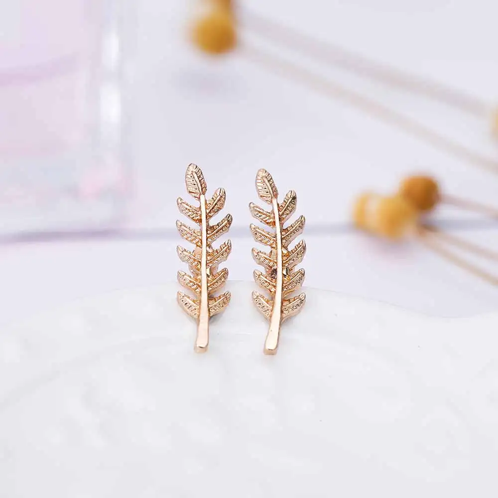 KISSWIFE 2018 New Vintage Leaves Earrings for women Beautiful tree leave Earrings or like Feather Earrings Ear clip