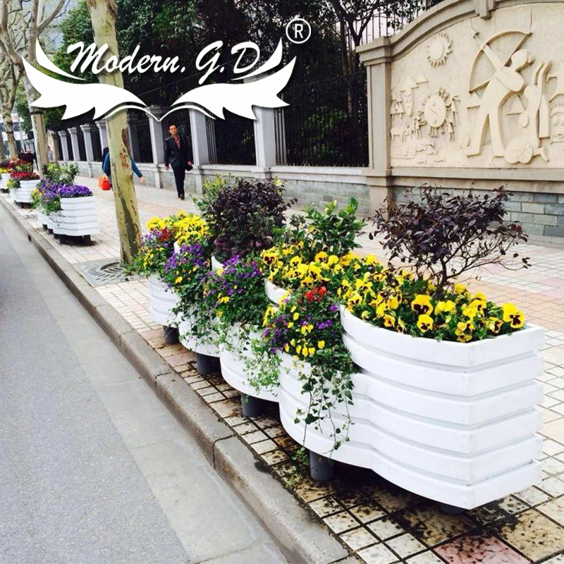 Anti-corrosion pvc street and garden decorated factory planting box