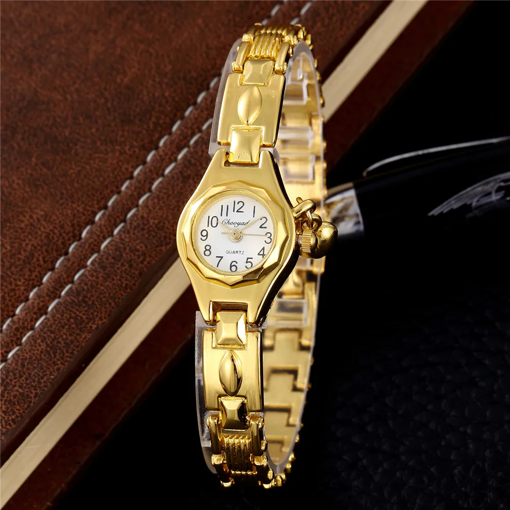 Luxus Edelstahl Goldene Frauen Uhren Elegante Mode Kleine Damen Quarzuhr Damen Casual Kleid Armbanduhr Uhr # 3TWL