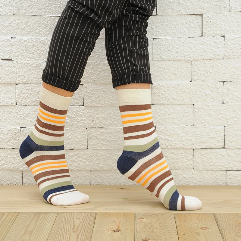

PEONFLYCasual Mens Socks Chromatic Stripe 5 Pairs Of Socks Man With The Final Design Clothing Fashion Designer Style Cotton