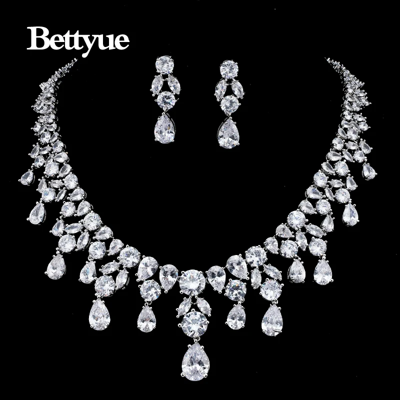 Bettyue Brand Charm Fashion Luxury AAA Cubic Zircon White Gold Color Wholesale Europe And America Style For Woman Wedding Gifts