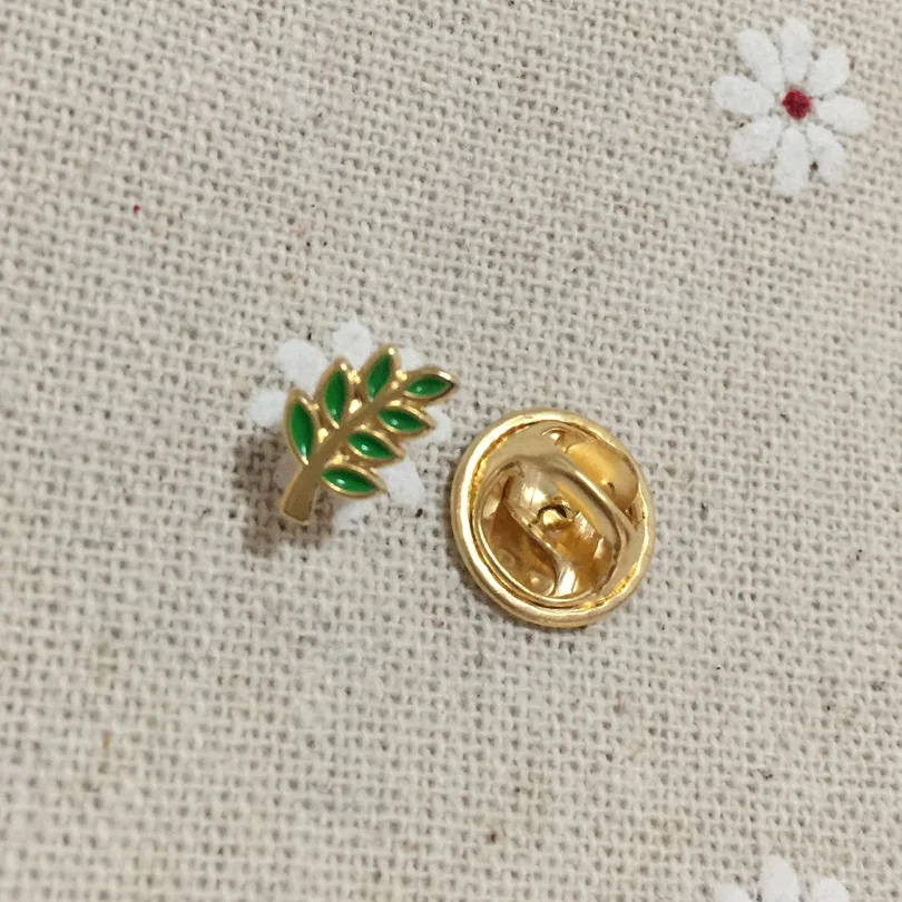 2pcs Small Enamel Brooch and Pins Badge Green Leaf Acacia Sprig Masonic regalia Freemason Lapel Pin Akasha Gift for Fellow