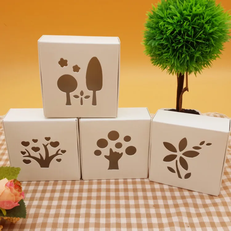 7.5*7.5*3CM White Kraft Hollow Out Paper Box Gift Packing Box Wedding Candy Paper Boxes 200piece\lot Free shipping