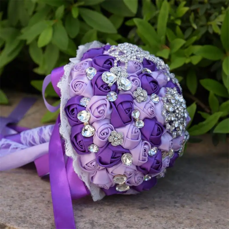 

Hot purple and light purple Wedding Bouquets Hand made Flower Rhinestone Bridesmaid Crystal Bridal Wedding Bouquet de mariage