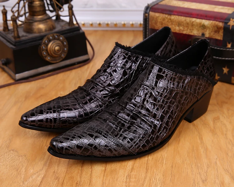 

British mens shoes high heels black genuine leather pointed toe dress shoes snake skin rivets business office oxford male shoes