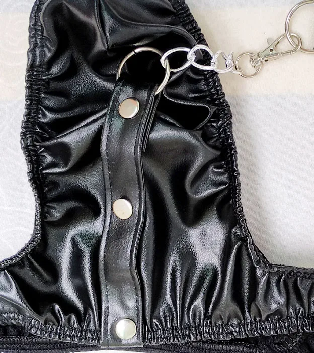 Sexy Mens Faux Leather Thong Wet Look With Chain Sexy Men\'s Studded G-string Thong Underwear Clubwear Erotic Fetish Lingerie